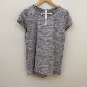 Lululemon t shirt size 10